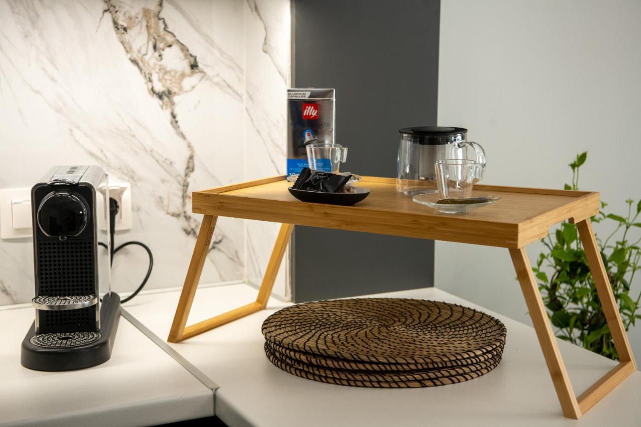 Centerstage1 Boutique Apartment - Hemisphere1 Stylish Studio เทสซาโลนิกิ ภายนอก รูปภาพ